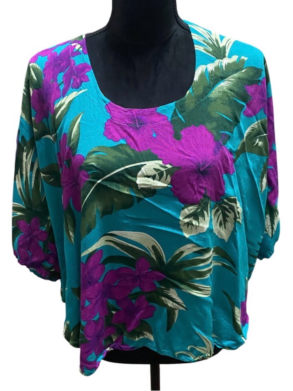Makai Beach Hawaii Floral Top